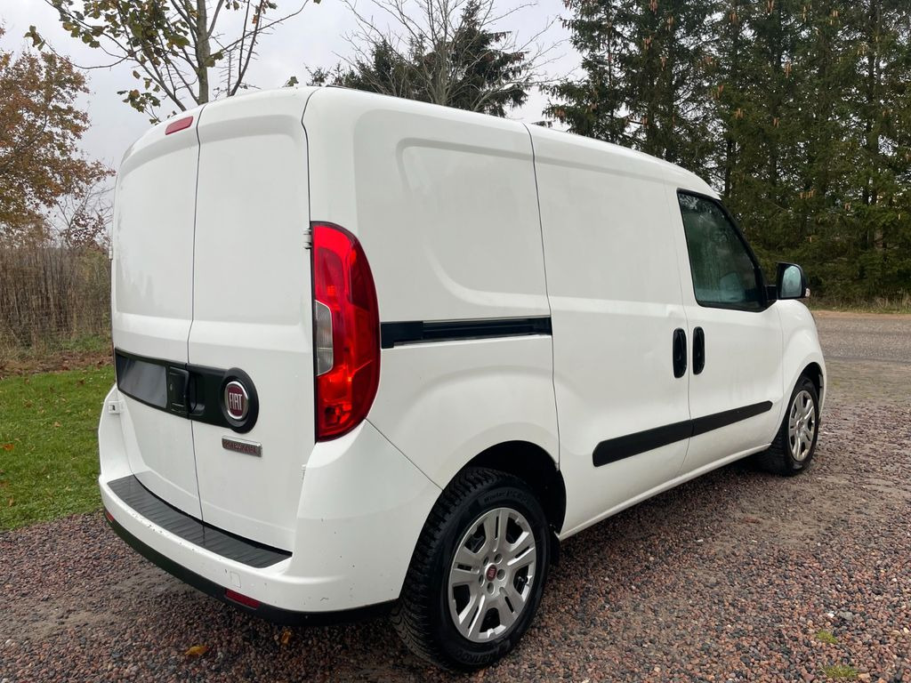 Fiat Doblò Basis Kasten Fiat Doblò Basis Kasten 1,3 JTD - Fourgonnette: photos 5 Fiat Doblò Basis Kasten Fiat Doblò Basis Kasten 1,3 JTD - Fourgonnette: photos 5