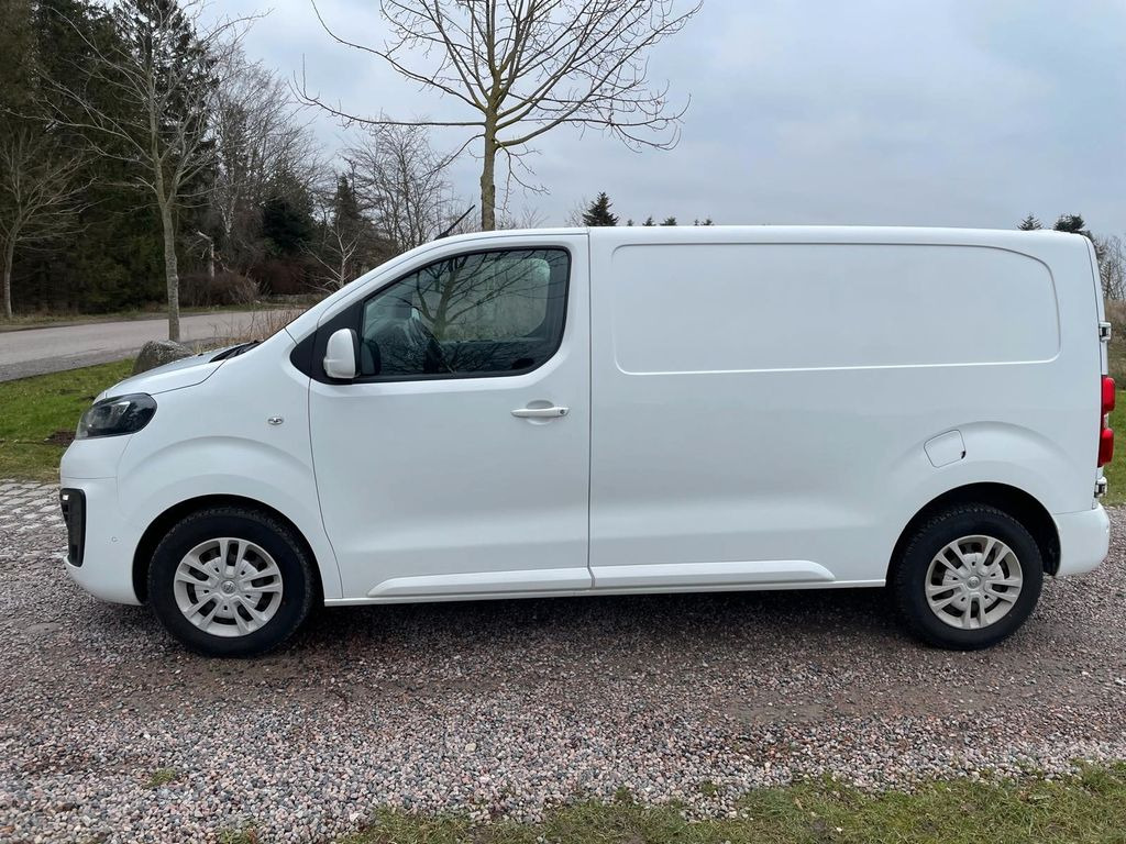 Opel Vivaro Kasten Edition M L2 2.0 - Fourgonnette: photos 2 Opel Vivaro Kasten Edition M L2 2.0 - Fourgonnette: photos 2