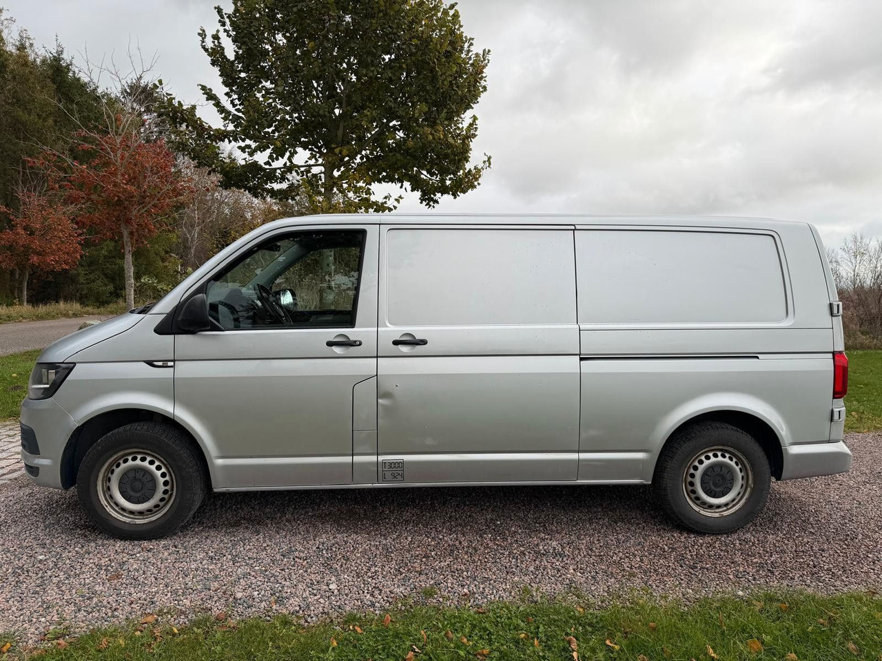 Volkswagen T6 Transporter Kasten lang - Transport de personnes: photos 2 Volkswagen T6 Transporter Kasten lang - Transport de personnes: photos 2