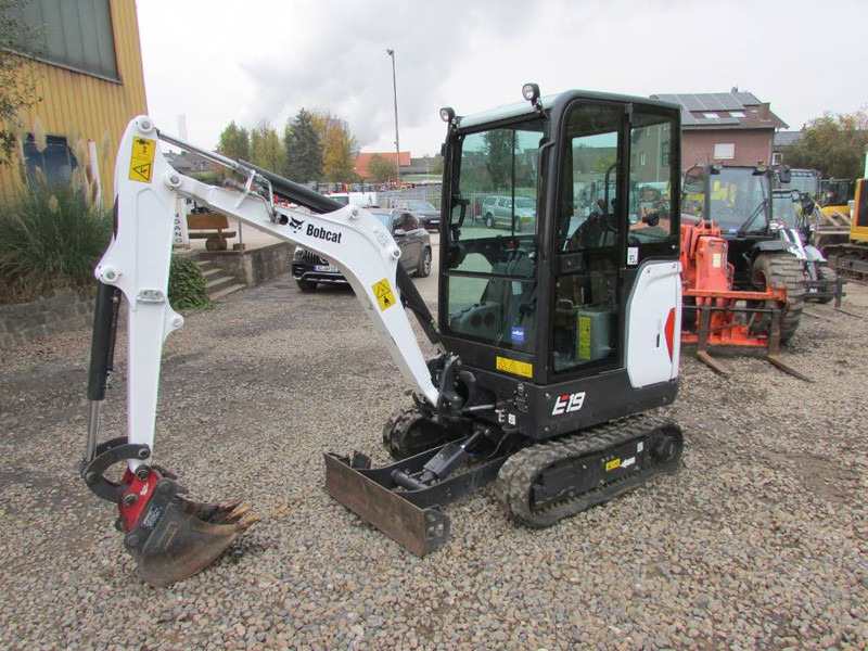 Bobcat E 19 Minibagger 22.500 EUR - Mini pelle: photos 3 Bobcat E 19 Minibagger 22.500 EUR - Mini pelle: photos 3