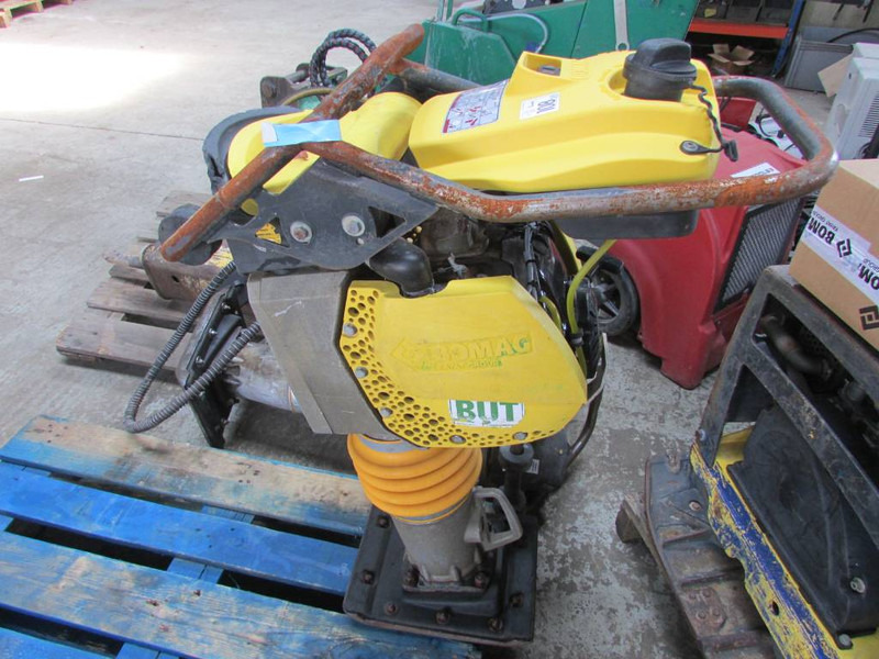 Bomag BT 65 Stampfer 1.200 EUR netto Tamper - Compacteur à pieds de mouton/ Monocylindre: photos 1 Bomag BT 65 Stampfer 1.200 EUR netto Tamper - Compacteur à pieds de mouton/ Monocylindre: photos 1