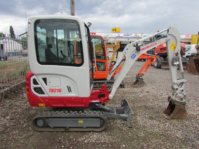 Takeuchi TB 216 V4 Minibagger 24.500 EUR - Mini pelle: photos 1 Takeuchi TB 216 V4 Minibagger 24.500 EUR - Mini pelle: photos 1
