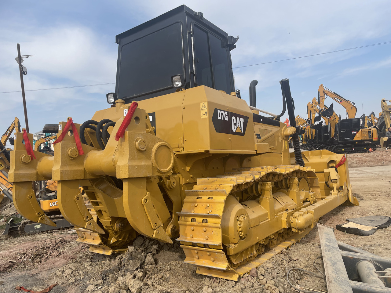 CATERPILLAR D7G - Bulldozer: photos 3 CATERPILLAR D7G - Bulldozer: photos 3