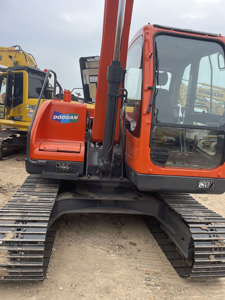 Pelle sur chenille DOOSAN DX80: photos 6