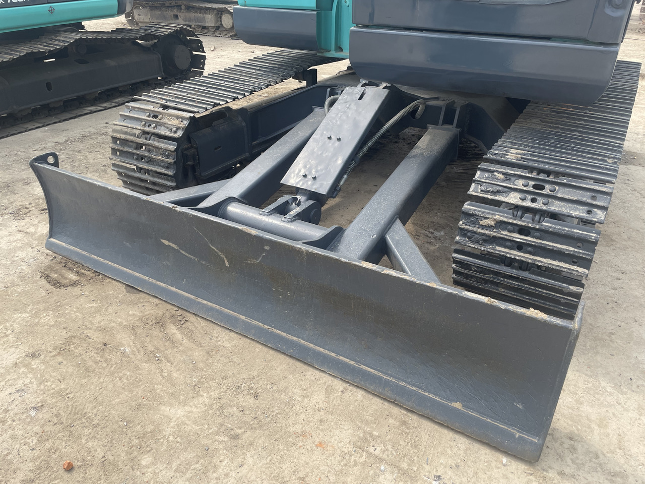 Kobelco SK 75 - Pelle sur chenille: photos 5 Kobelco SK 75 - Pelle sur chenille: photos 5