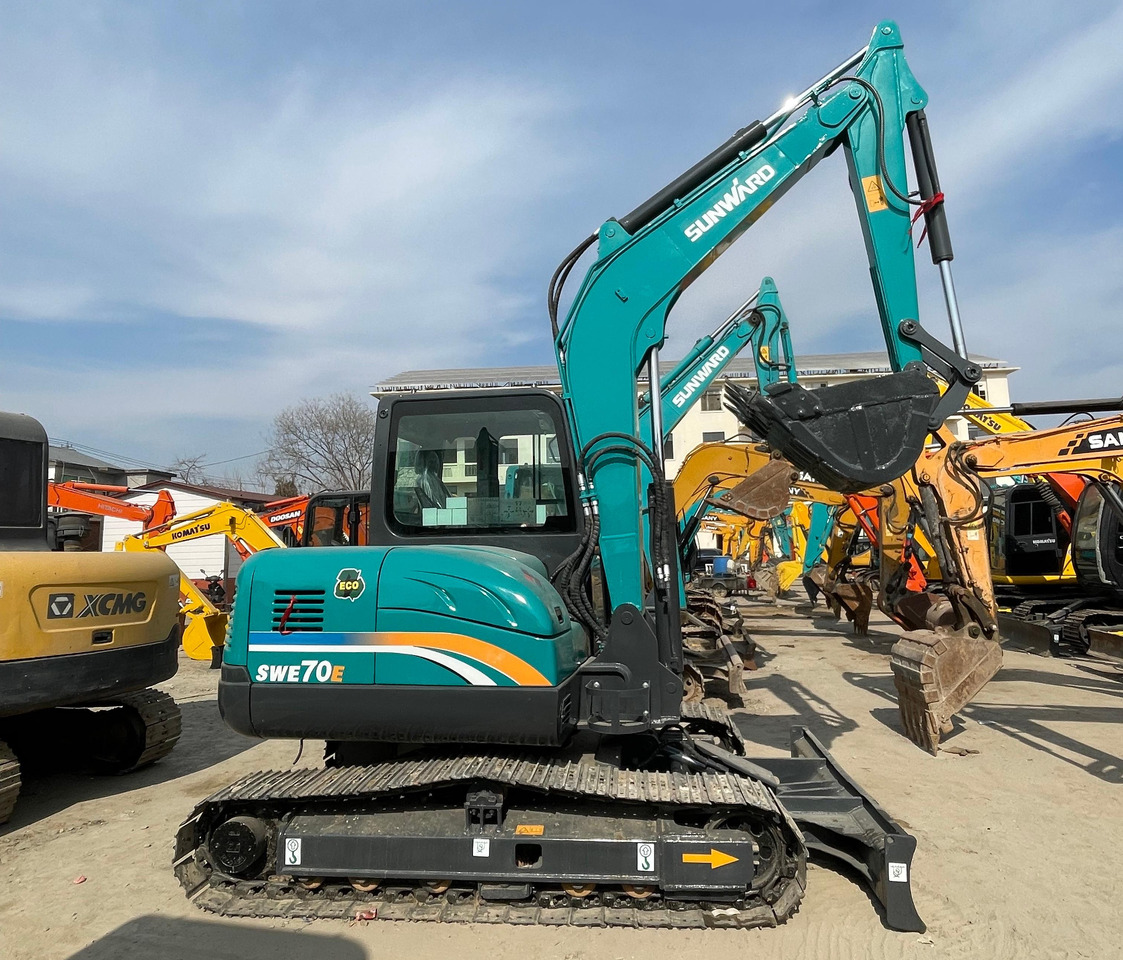 SUNWARD SWE70E - Pelle sur chenille: photos 1 SUNWARD SWE70E - Pelle sur chenille: photos 1