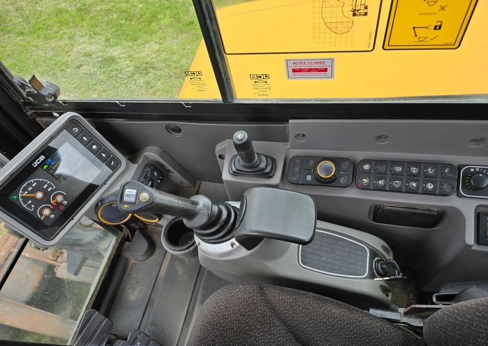 JCB - Pelle sur chenille: photos 5 JCB - Pelle sur chenille: photos 5