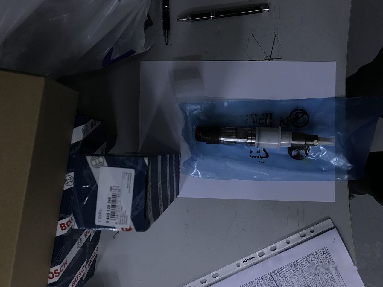 Bosch - Injecteur pour Tractopelle: photos 2 Bosch - Injecteur pour Tractopelle: photos 2