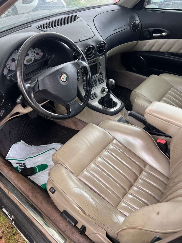 1999 Alfa Romeo 166 - Voiture: photos 4 1999 Alfa Romeo 166 - Voiture: photos 4