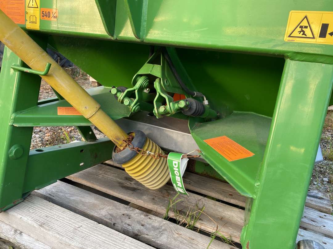 2004 Amazone ZA-X 1402 gjødselspreder - Distributeur d'engrais: photos 5 2004 Amazone ZA-X 1402 gjødselspreder - Distributeur d'engrais: photos 5