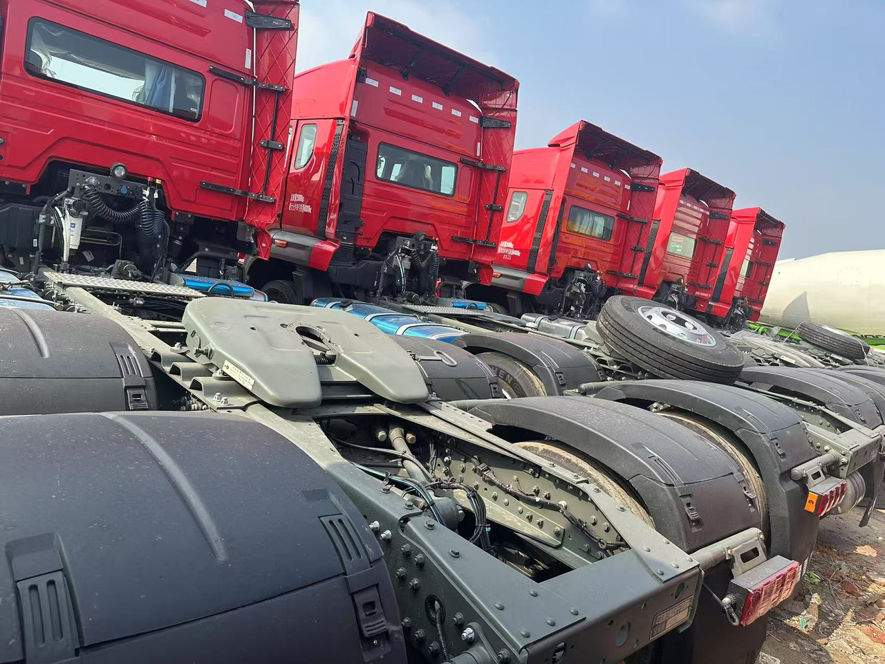 HOHAN  - Tracteur routier: photos 3 HOHAN  - Tracteur routier: photos 3