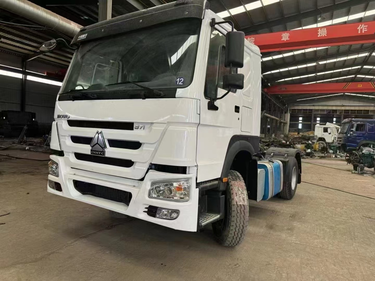 HOWO - Tracteur routier: photos 1 HOWO - Tracteur routier: photos 1