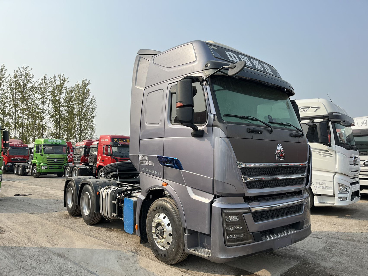 HOWO TH7 - Tracteur routier: photos 3 HOWO TH7 - Tracteur routier: photos 3