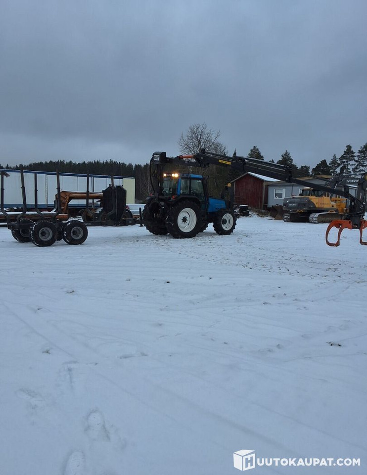 Valmet 6800 + PMF 850 crane + trailer BMF 9T, Leppävirta - Autre matériel: photos 5 Valmet 6800 + PMF 850 crane + trailer BMF 9T, Leppävirta - Autre matériel: photos 5