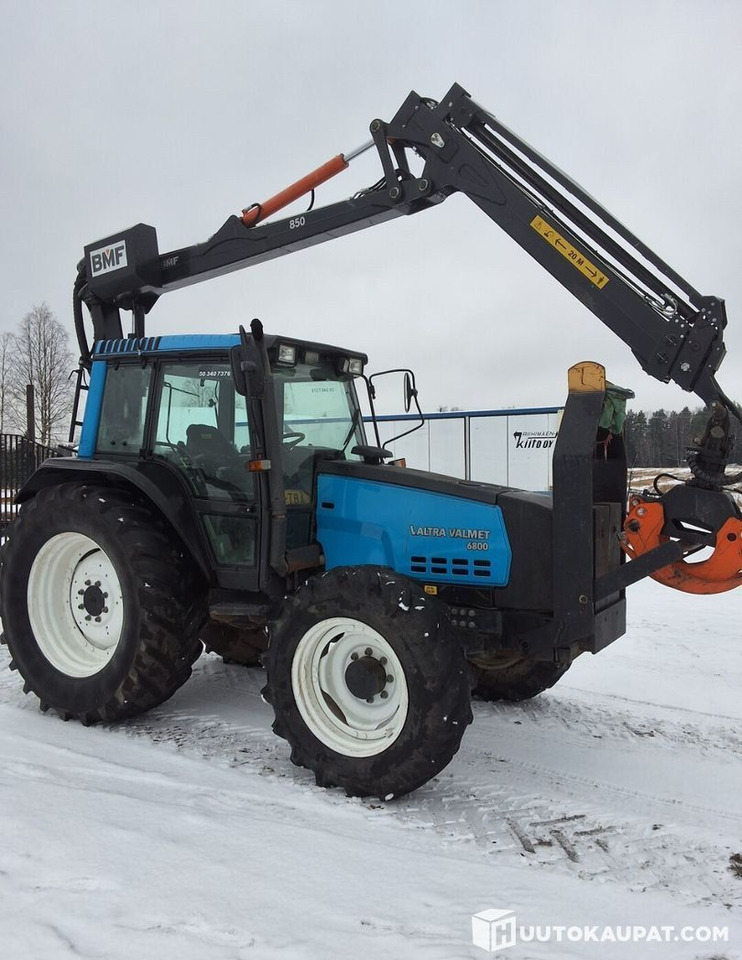 Valmet 6800 + PMF 850 crane + trailer BMF 9T, Leppävirta - Autre matériel: photos 1 Valmet 6800 + PMF 850 crane + trailer BMF 9T, Leppävirta - Autre matériel: photos 1