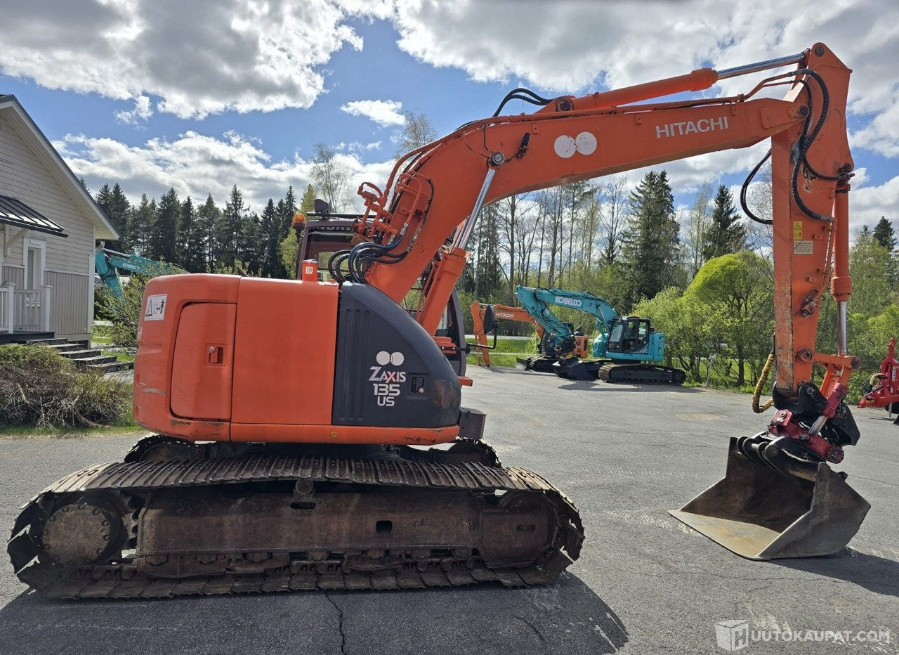 Hitachi ZX135US, 2005, Diesel, 18 000 h, Seinäjoki - Engins de chantier: photos 4 Hitachi ZX135US, 2005, Diesel, 18 000 h, Seinäjoki - Engins de chantier: photos 4