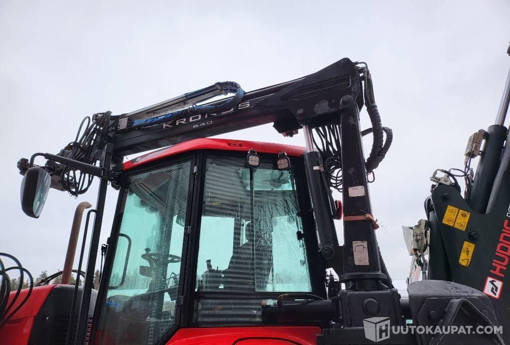 Huddig 1260 C Kronos, 2014, 9 000 h Traktorikuormaaja, Kerava - Engins de chantier: photos 3 Huddig 1260 C Kronos, 2014, 9 000 h Traktorikuormaaja, Kerava - Engins de chantier: photos 3