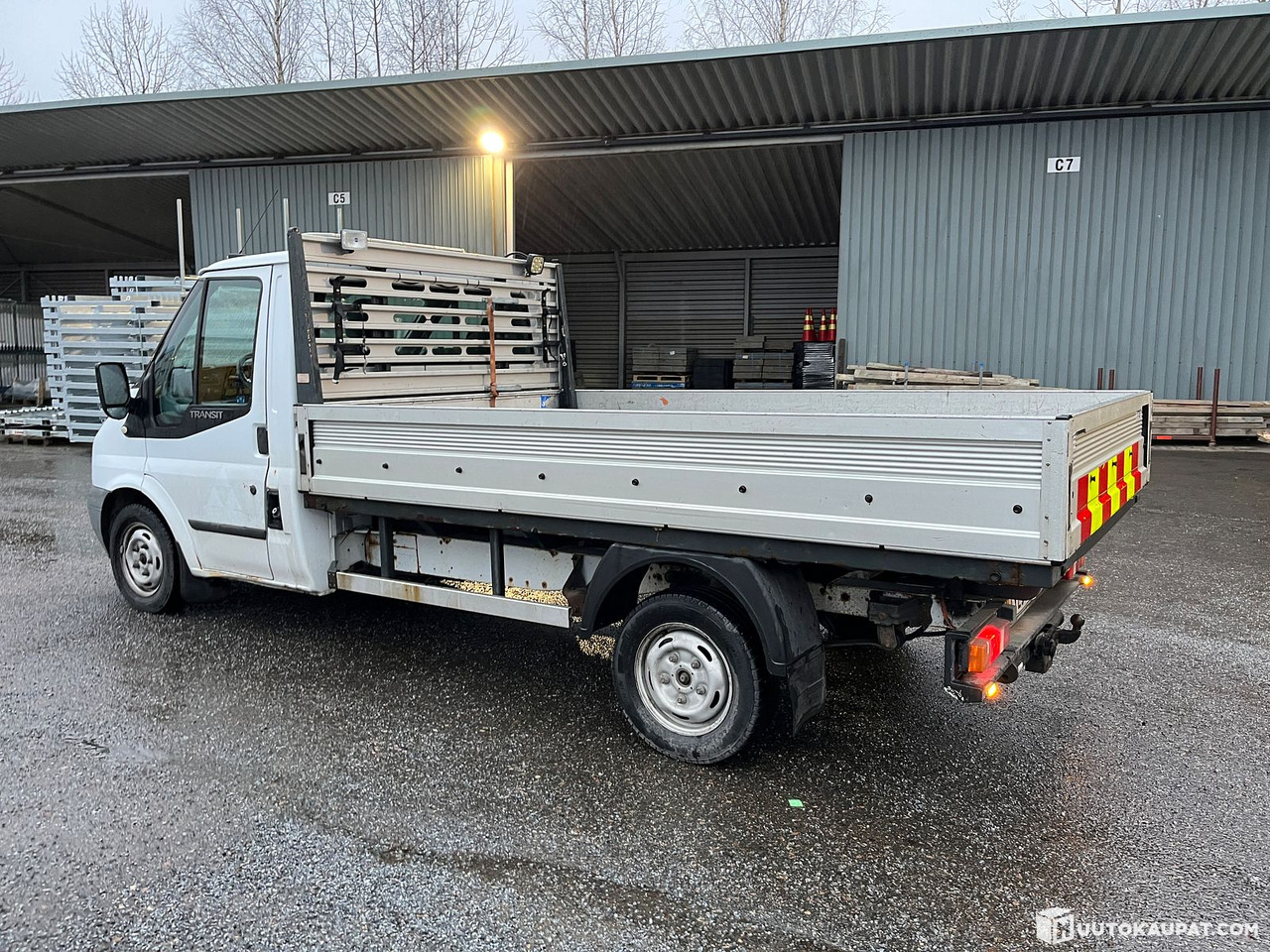 Ford Transit flatbed, reg. year 2012, only 151,068 km, Tampere - Utilitaire plateau: photos 3 Ford Transit flatbed, reg. year 2012, only 151,068 km, Tampere - Utilitaire plateau: photos 3
