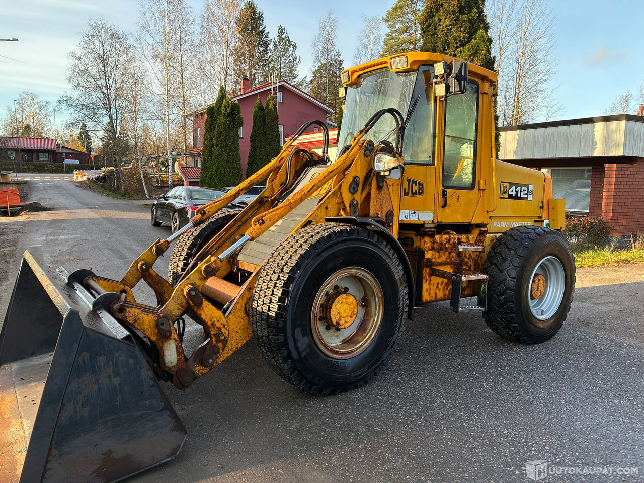 JCB 412, 1999 Pyöräkuormaaja + 3 kauhaa yms, Tuusula - Chargeuse sur pneus: photos 1 JCB 412, 1999 Pyöräkuormaaja + 3 kauhaa yms, Tuusula - Chargeuse sur pneus: photos 1