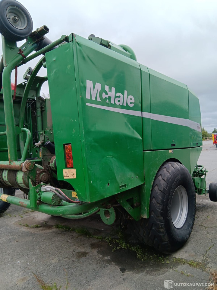 McHale Fusion 1 pyöröpaalain vm 2006, Seinäjoki - Machine agricole: photos 3 McHale Fusion 1 pyöröpaalain vm 2006, Seinäjoki - Machine agricole: photos 3