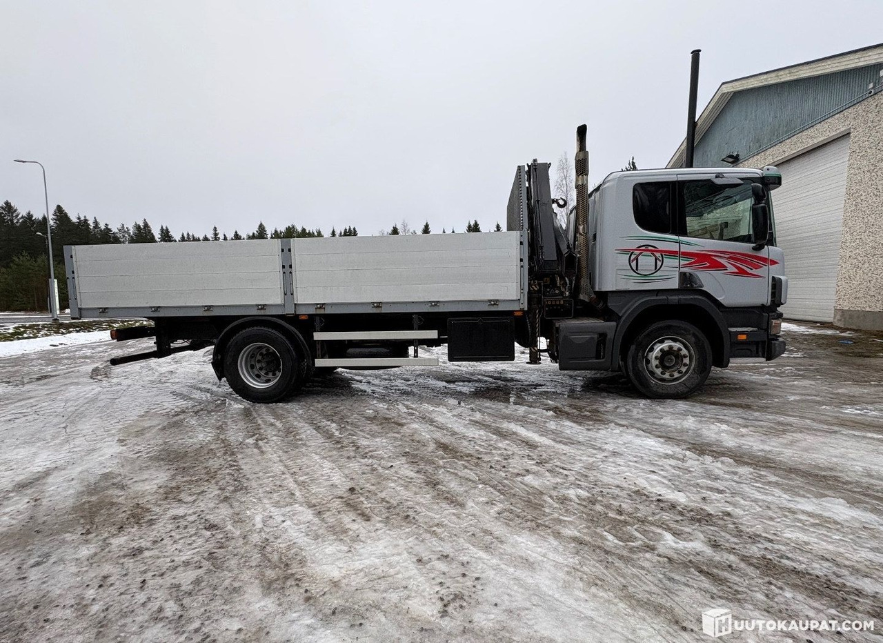 Scania G94 260 hp, 4x2, with HIAB crane and aluminium-sided flatbed, 2001, Kurikka - Camion plateau, Camion grue: photos 3 Scania G94 260 hp, 4x2, with HIAB crane and aluminium-sided flatbed, 2001, Kurikka - Camion plateau, Camion grue: photos 3
