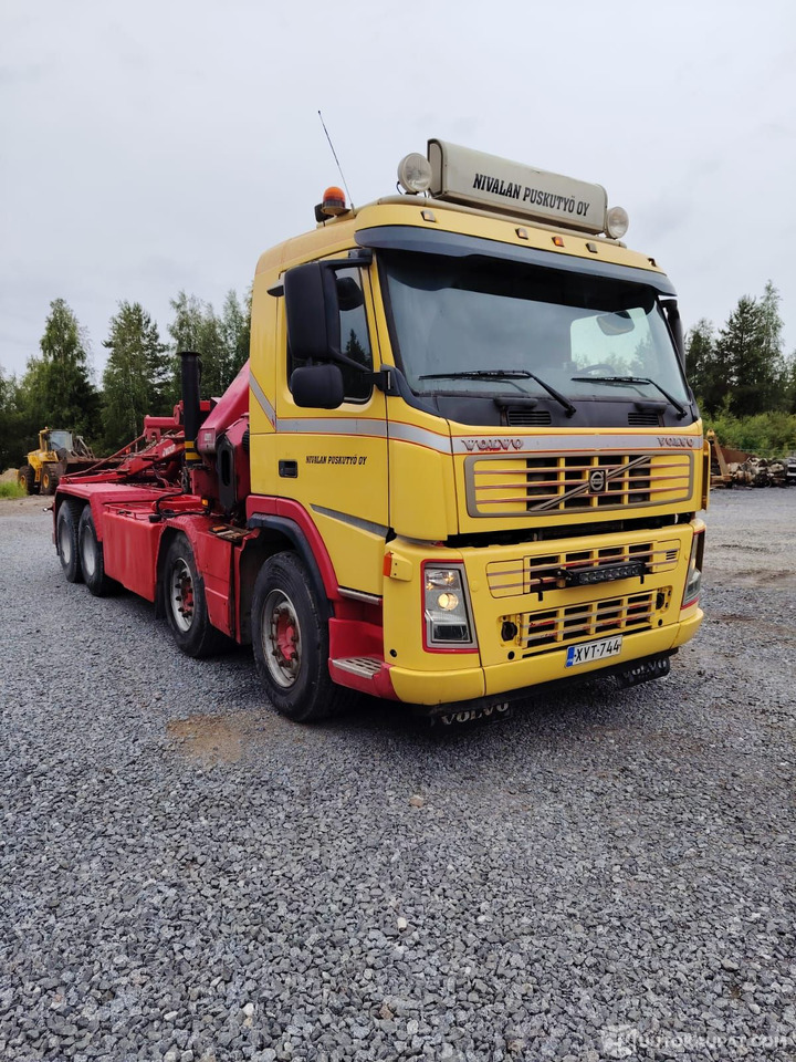 Volvo FM 12, 2005 + Hiab nosturi, Alavus - Camion - système de câble, Camion grue: photos 2 Volvo FM 12, 2005 + Hiab nosturi, Alavus - Camion - système de câble, Camion grue: photos 2