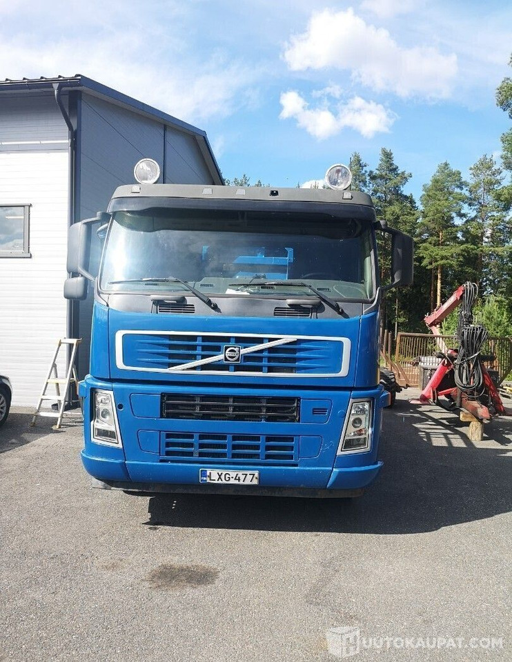 Volvo FM12 vaihtolava-auto, kats.voimassa 9/26 asti, 2004, Eura - Camion - système de câble: photos 3 Volvo FM12 vaihtolava-auto, kats.voimassa 9/26 asti, 2004, Eura - Camion - système de câble: photos 3