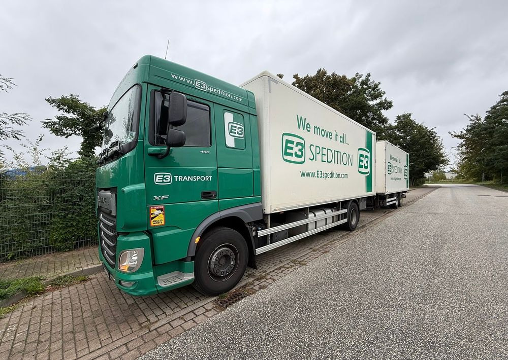 DAF XF ZESTAW TANDEM 2021 ORYGINALNY PRZEBIEG z Niemiec / PRZEJAZDOWY Z WINDĄ / - Camion fourgon: photos 5 DAF XF ZESTAW TANDEM 2021 ORYGINALNY PRZEBIEG z Niemiec / PRZEJAZDOWY Z WINDĄ / - Camion fourgon: photos 5