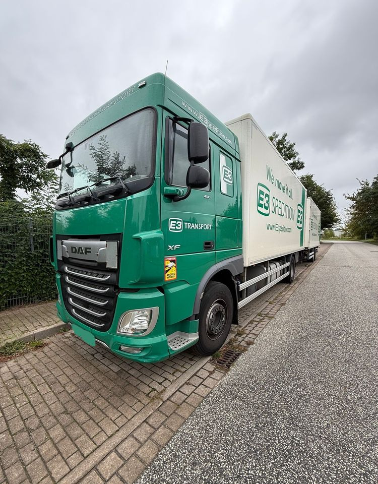 DAF XF ZESTAW TANDEM 2021 ORYGINALNY PRZEBIEG z Niemiec / PRZEJAZDOWY Z WINDĄ / - Camion fourgon: photos 2 DAF XF ZESTAW TANDEM 2021 ORYGINALNY PRZEBIEG z Niemiec / PRZEJAZDOWY Z WINDĄ / - Camion fourgon: photos 2