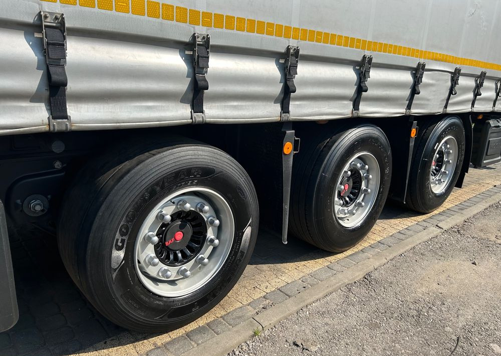 Kögel MEGA 2019 OPONY 80% SAF PODNOSZONA OŚ PODNOSZONY DACH / OD PIERWSZEGO WŁAŚCICIELA - Semi-remorque rideaux coulissants: photos 5 Kögel MEGA 2019 OPONY 80% SAF PODNOSZONA OŚ PODNOSZONY DACH / OD PIERWSZEGO WŁAŚCICIELA - Semi-remorque rideaux coulissants: photos 5
