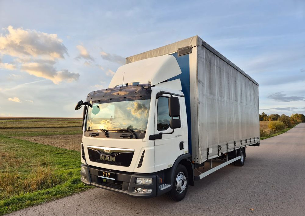 MAN TGL 12.250 6.2m 7.6m HAK AUTOMAT KLIMA 12000kg ESP EURO 6 mega / TOP STAN / okazja nauka jazdy MOŻLIWOŚĆ DOSTOSOWANIA elka - Camion à rideaux coulissants: photos 5 MAN TGL 12.250 6.2m 7.6m HAK AUTOMAT KLIMA 12000kg ESP EURO 6 mega / TOP STAN / okazja nauka jazdy MOŻLIWOŚĆ DOSTOSOWANIA elka - Camion à rideaux coulissants: photos 5