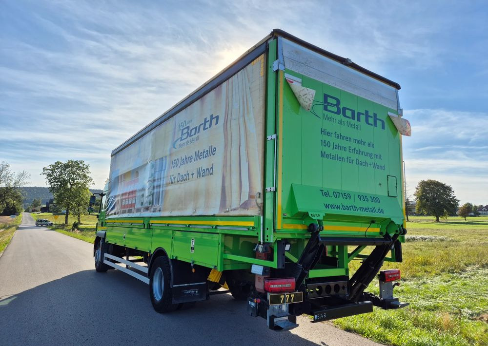 MAN Tgm 18.320 FULL SERWIS UNIKAT TOP ORYGINALNY PRZEBIEG z Niemiec AUTOMAT WINDA ACC Pirelli klima postojowa 18.250 18.290 15.250 15.290 15.320 - Camion à rideaux coulissants: photos 4 MAN Tgm 18.320 FULL SERWIS UNIKAT TOP ORYGINALNY PRZEBIEG z Niemiec AUTOMAT WINDA ACC Pirelli klima postojowa 18.250 18.290 15.250 15.290 15.320 - Camion à rideaux coulissants: photos 4