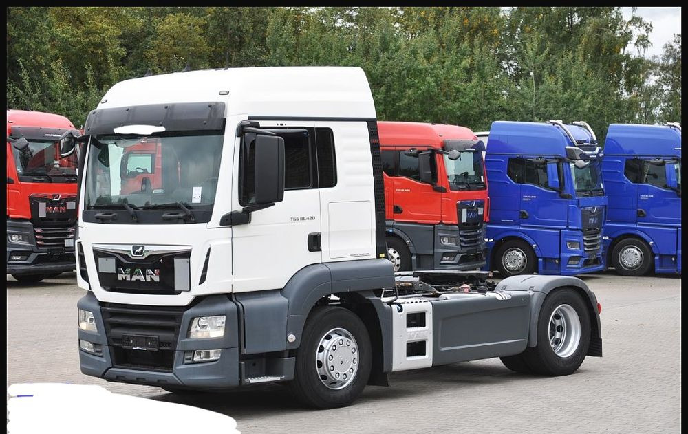 MAN TGS 18.420 2019 NAUKA JAZDY POLIFT ELKA AUTOMAT 4x2 STANDARD 315/70r22.5 SUPER STAN TGX 470 460 420 430 500 510 400 360 410 - Tracteur routier: photos 2 MAN TGS 18.420 2019 NAUKA JAZDY POLIFT ELKA AUTOMAT 4x2 STANDARD 315/70r22.5 SUPER STAN TGX 470 460 420 430 500 510 400 360 410 - Tracteur routier: photos 2