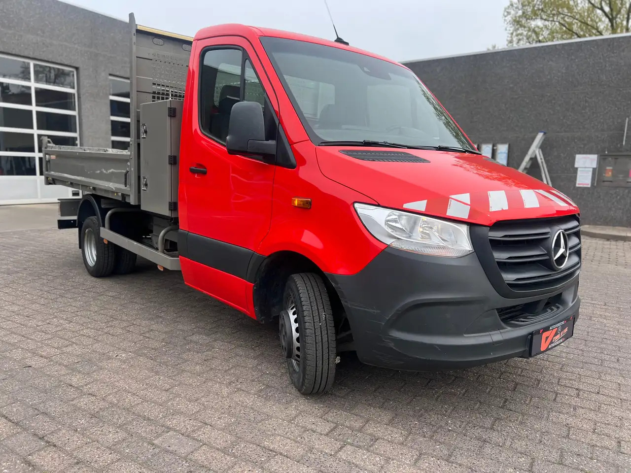 Mercedes-Benz Sprinter 514 KOFFER-KIPPER (25.950€ex)MTM 7.000kg - Utilitaire benne: photos 3 Mercedes-Benz Sprinter 514 KOFFER-KIPPER (25.950€ex)MTM 7.000kg - Utilitaire benne: photos 3