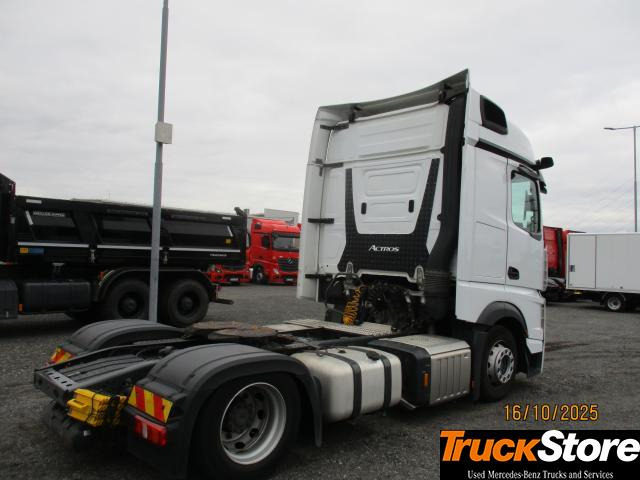 Mercedes-Benz Actros 1845 LS nRL - Tracteur routier: photos 3 Mercedes-Benz Actros 1845 LS nRL - Tracteur routier: photos 3