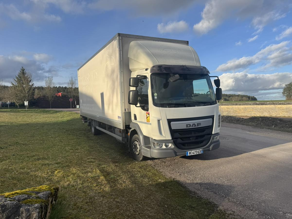 DAF LF 210 FA - Camion fourgon: photos 3 DAF LF 210 FA - Camion fourgon: photos 3