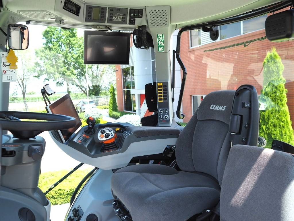 Claas Axion 920 CMATIC, GPS, CEMIS 1200, PTO - Tracteur agricole: photos 5 Claas Axion 920 CMATIC, GPS, CEMIS 1200, PTO - Tracteur agricole: photos 5