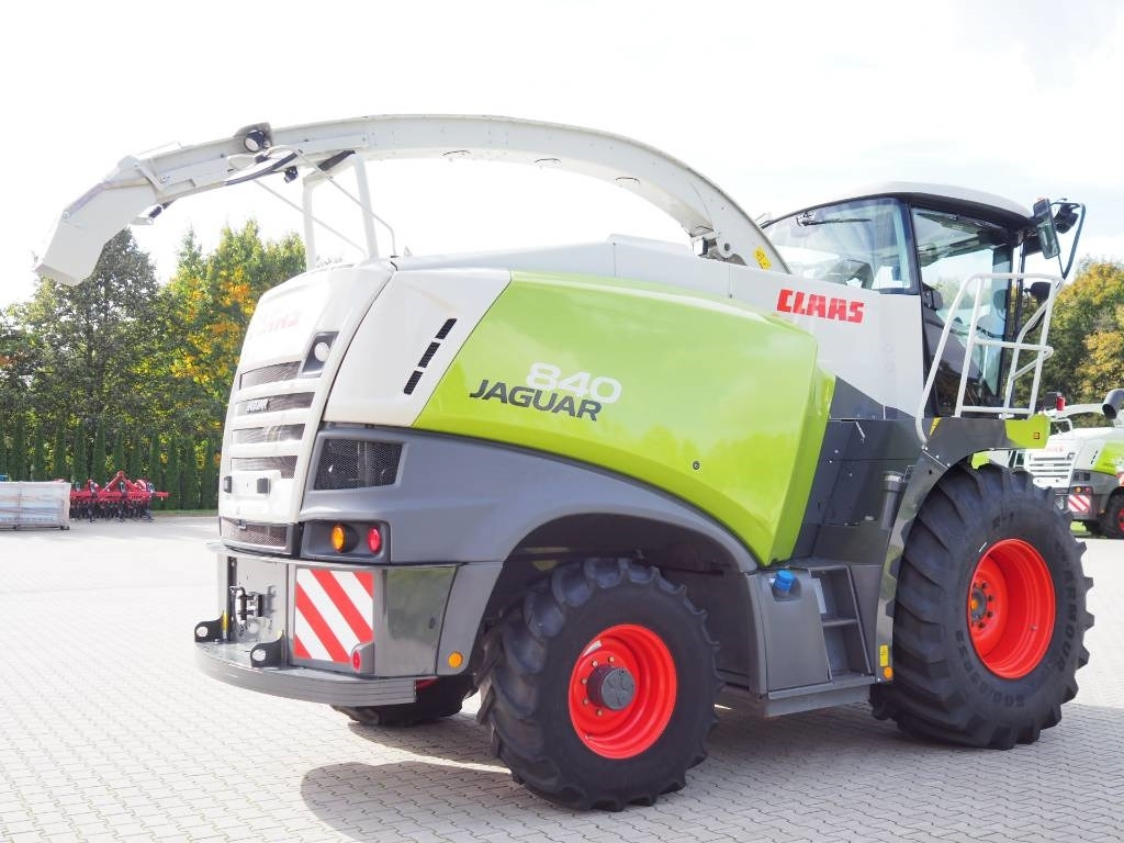Claas Jaguar 840 4x4 - Ensileuse: photos 3 Claas Jaguar 840 4x4 - Ensileuse: photos 3