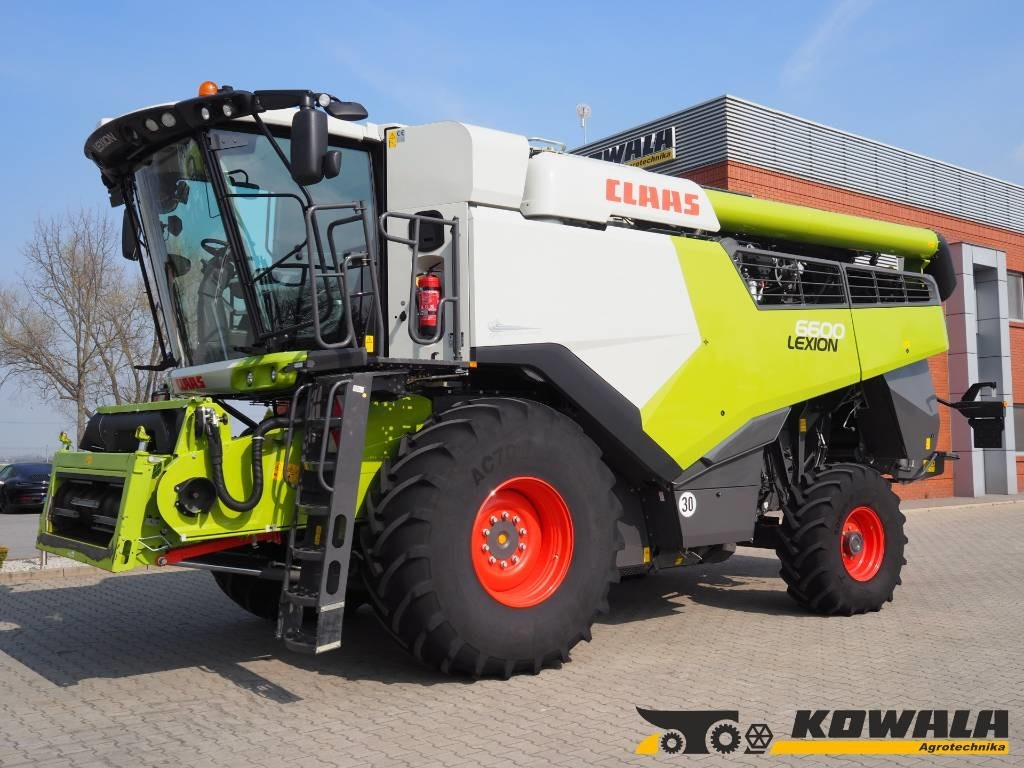 Claas Lexion 6600 GPS + V770 - Moissonneuse-batteuse: photos 1 Claas Lexion 6600 GPS + V770 - Moissonneuse-batteuse: photos 1