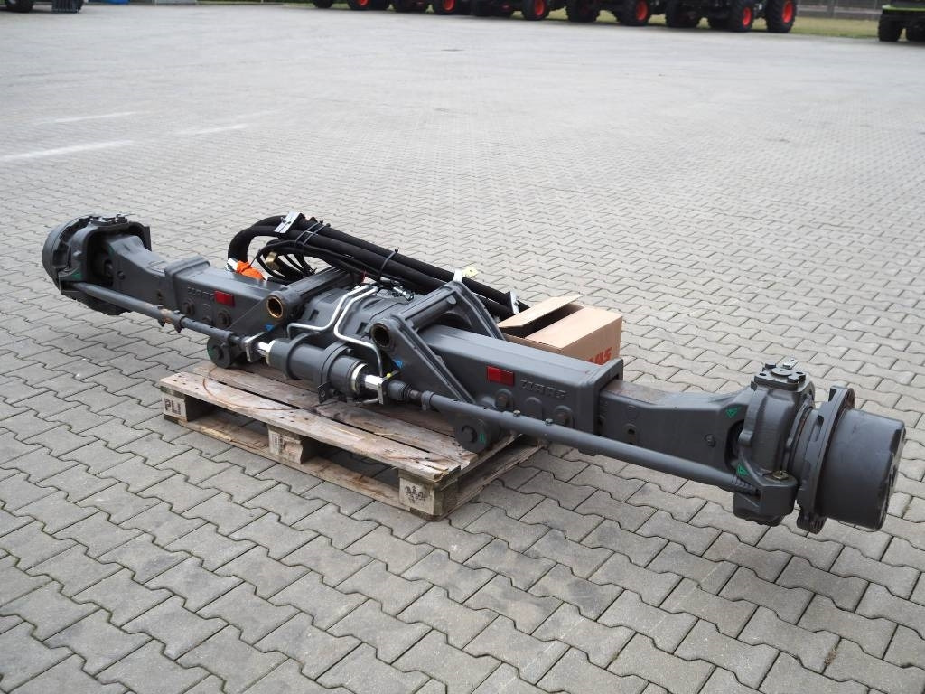 Claas Lexion NAF rear driving axle / 4WD - Chenille pour Machine agricole: photos 2 Claas Lexion NAF rear driving axle / 4WD - Chenille pour Machine agricole: photos 2