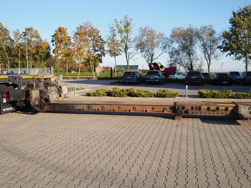 Recker SA-DLS  - Semi-remorque surbaissé: photos 5 Recker SA-DLS  - Semi-remorque surbaissé: photos 5