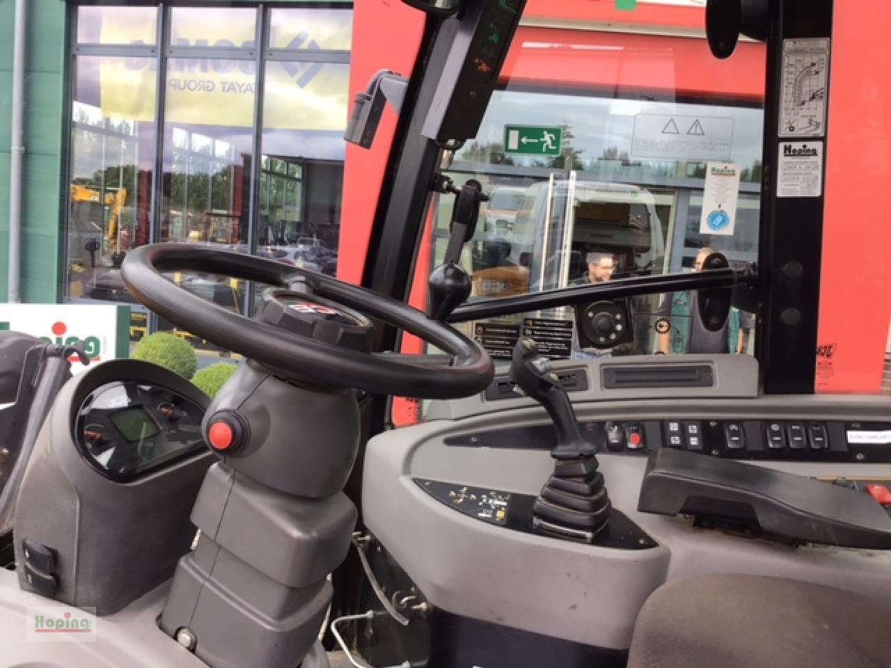 Chargeuse sur pneus JCB TM 220: photos 9