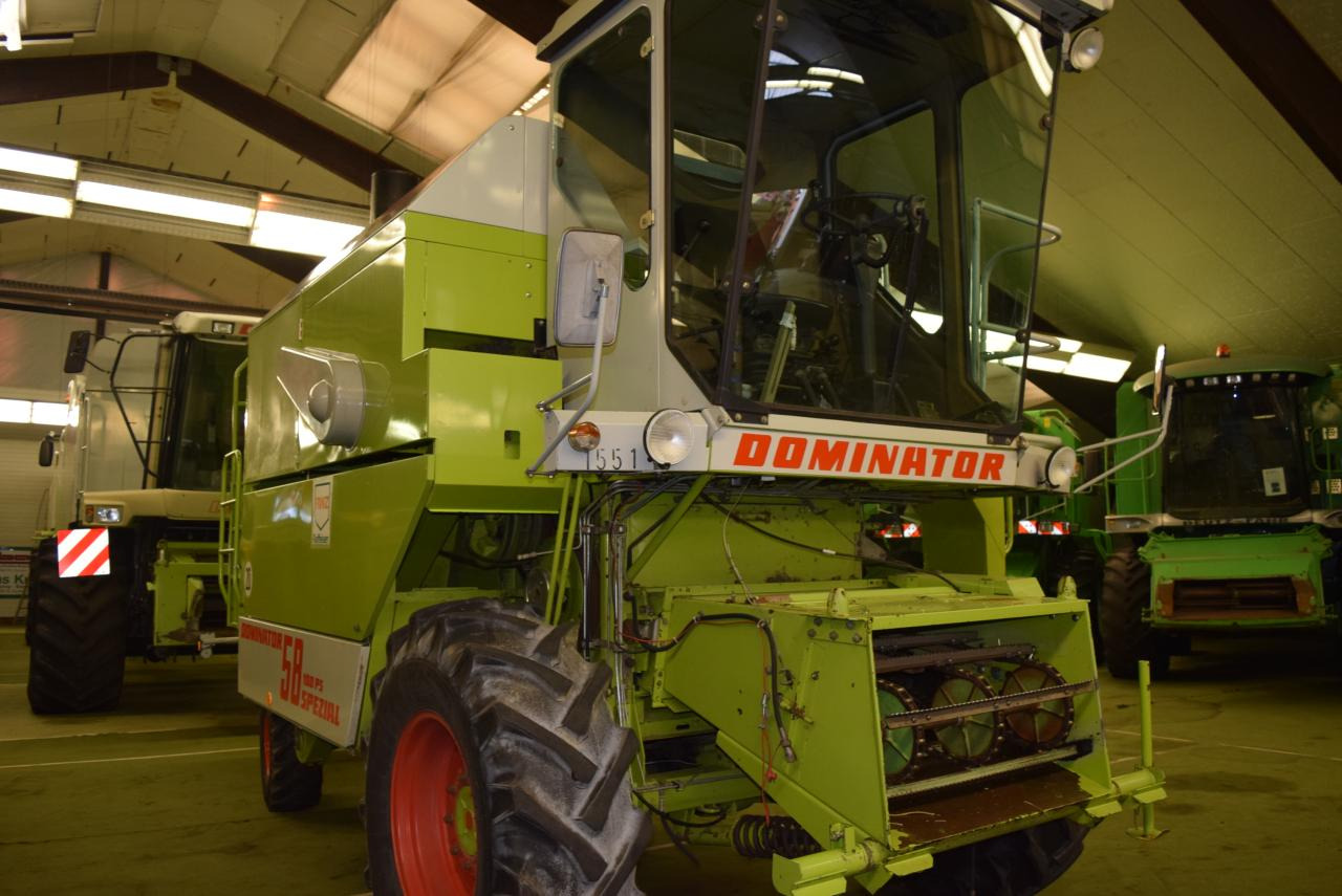 CLAAS Dominator 58 Spezial - Moissonneuse-batteuse: photos 1 CLAAS Dominator 58 Spezial - Moissonneuse-batteuse: photos 1