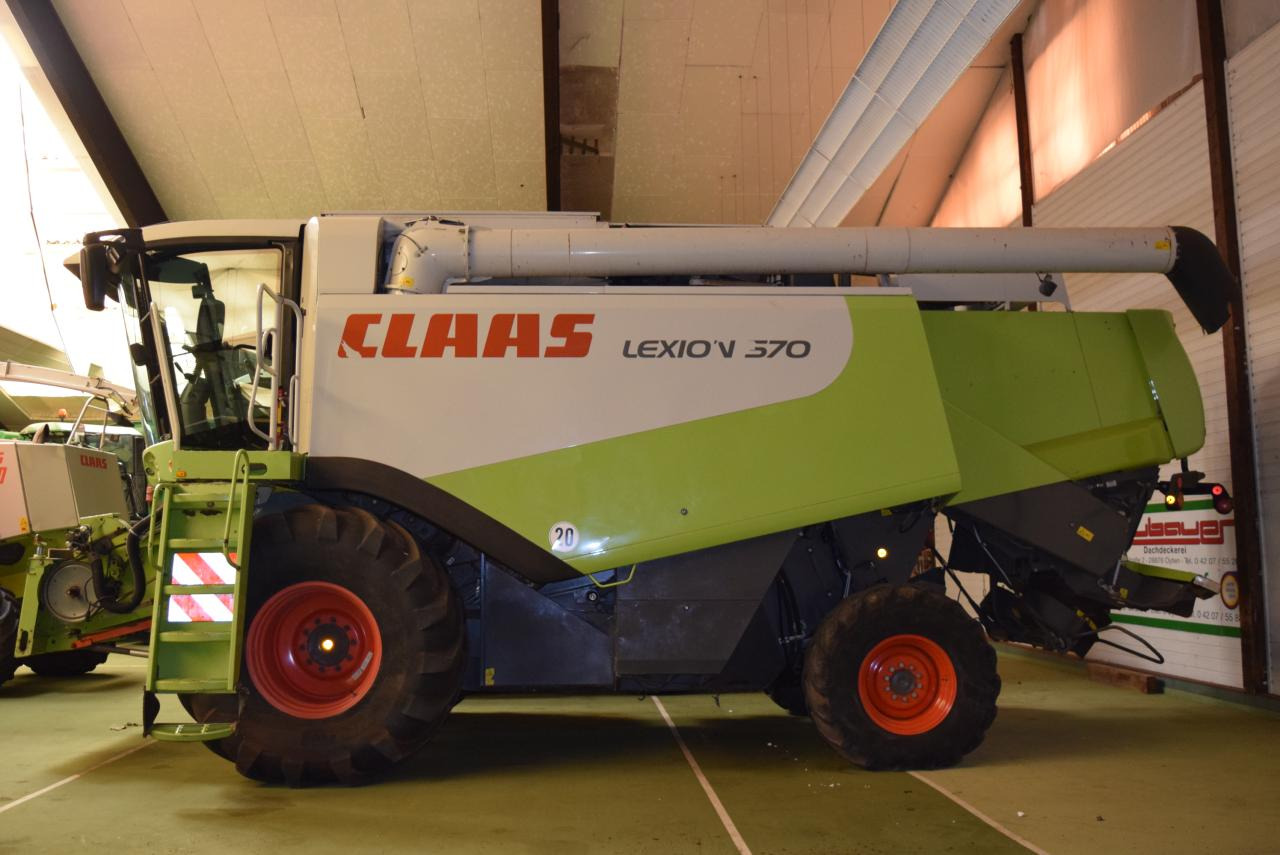 CLAAS Lexion 570 - Moissonneuse-batteuse: photos 2 CLAAS Lexion 570 - Moissonneuse-batteuse: photos 2