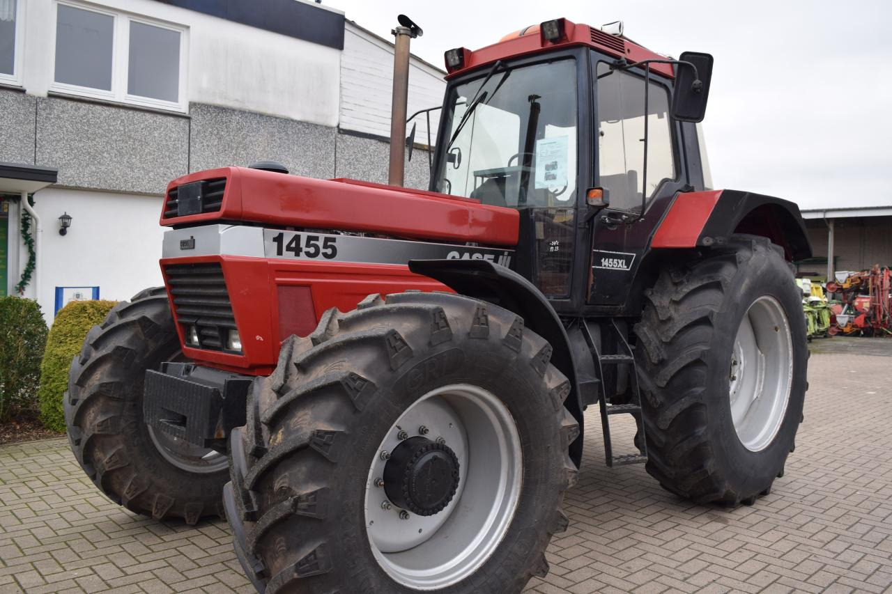 Case-IH 1455 XL A - Tracteur agricole: photos 4 Case-IH 1455 XL A - Tracteur agricole: photos 4