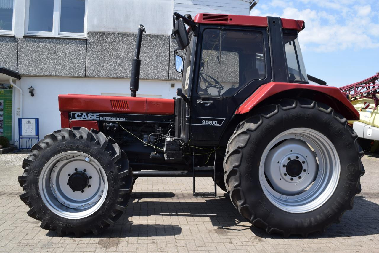 Case-IH 956 XLA - Tracteur agricole: photos 1 Case-IH 956 XLA - Tracteur agricole: photos 1