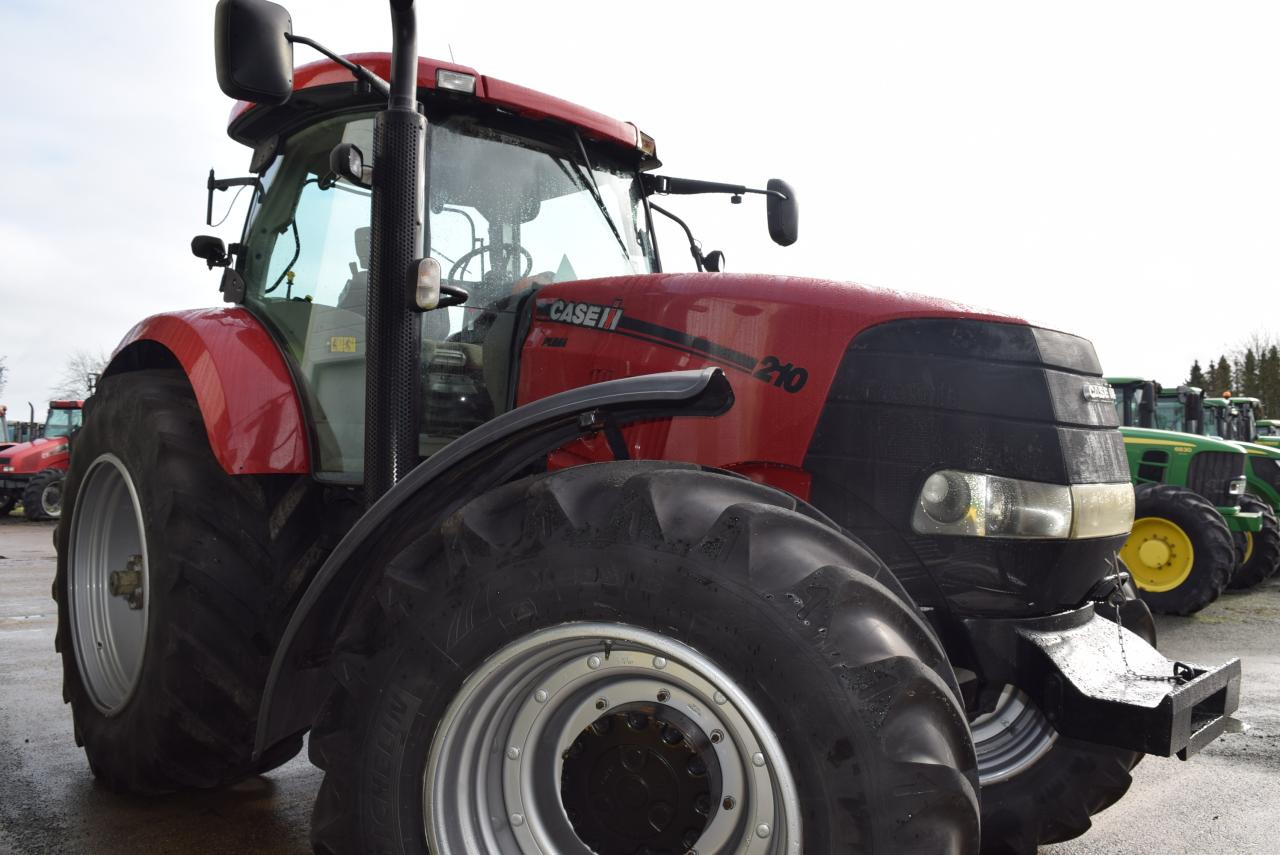Case-IH Puma 210 - Tracteur agricole: photos 4 Case-IH Puma 210 - Tracteur agricole: photos 4