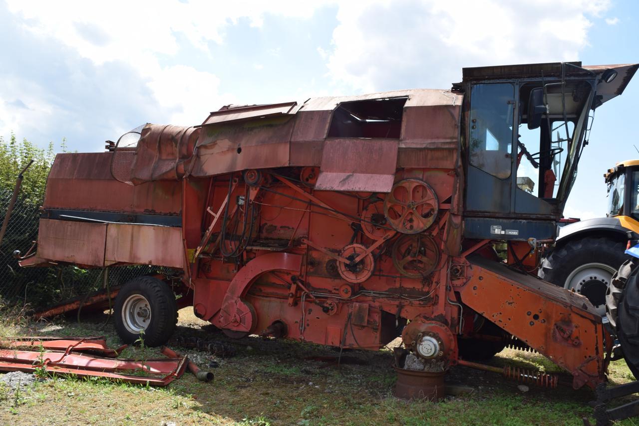 Deutz-Fahr 1620 hydro *zur Teileverwertung* - Moissonneuse-batteuse: photos 3 Deutz-Fahr 1620 hydro *zur Teileverwertung* - Moissonneuse-batteuse: photos 3