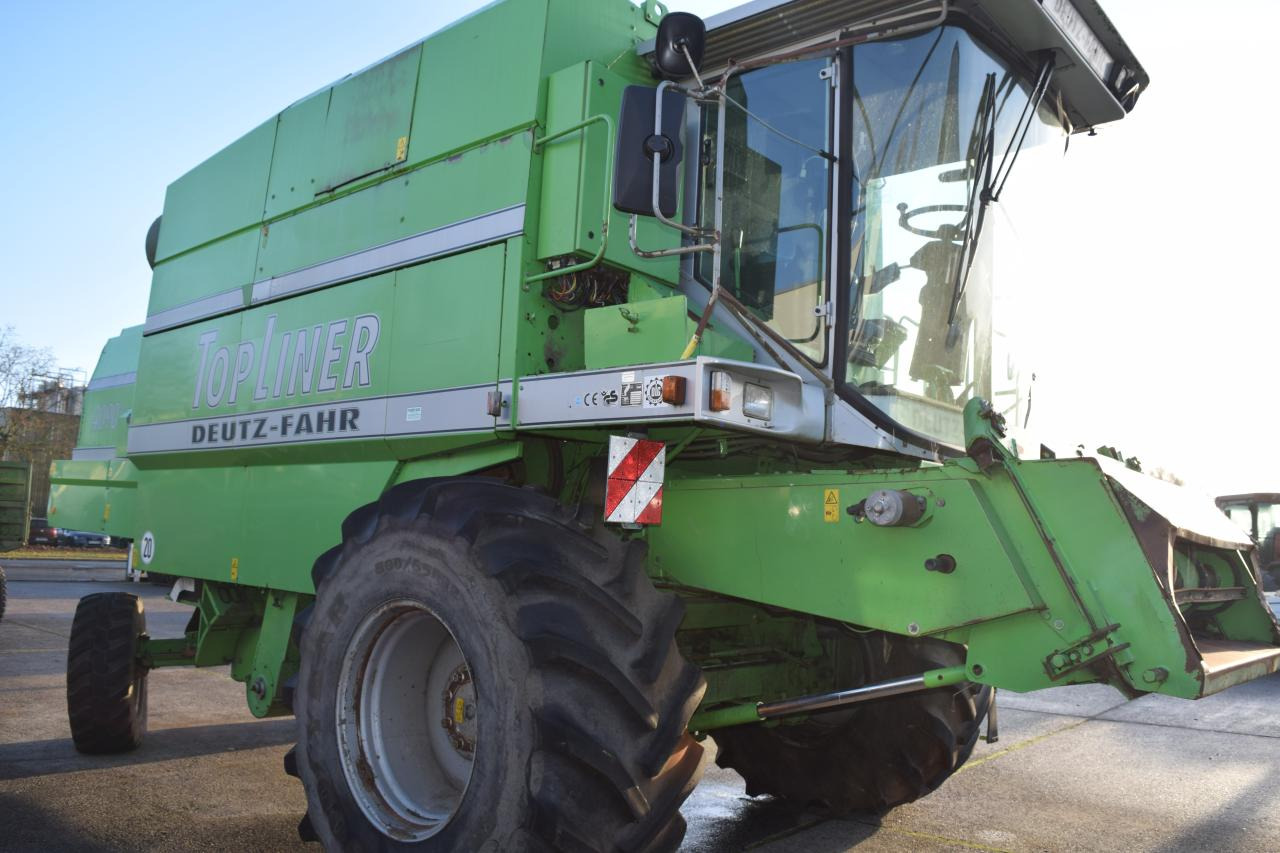 Deutz-Fahr 4090 HTS TopL. - Moissonneuse-batteuse: photos 2 Deutz-Fahr 4090 HTS TopL. - Moissonneuse-batteuse: photos 2