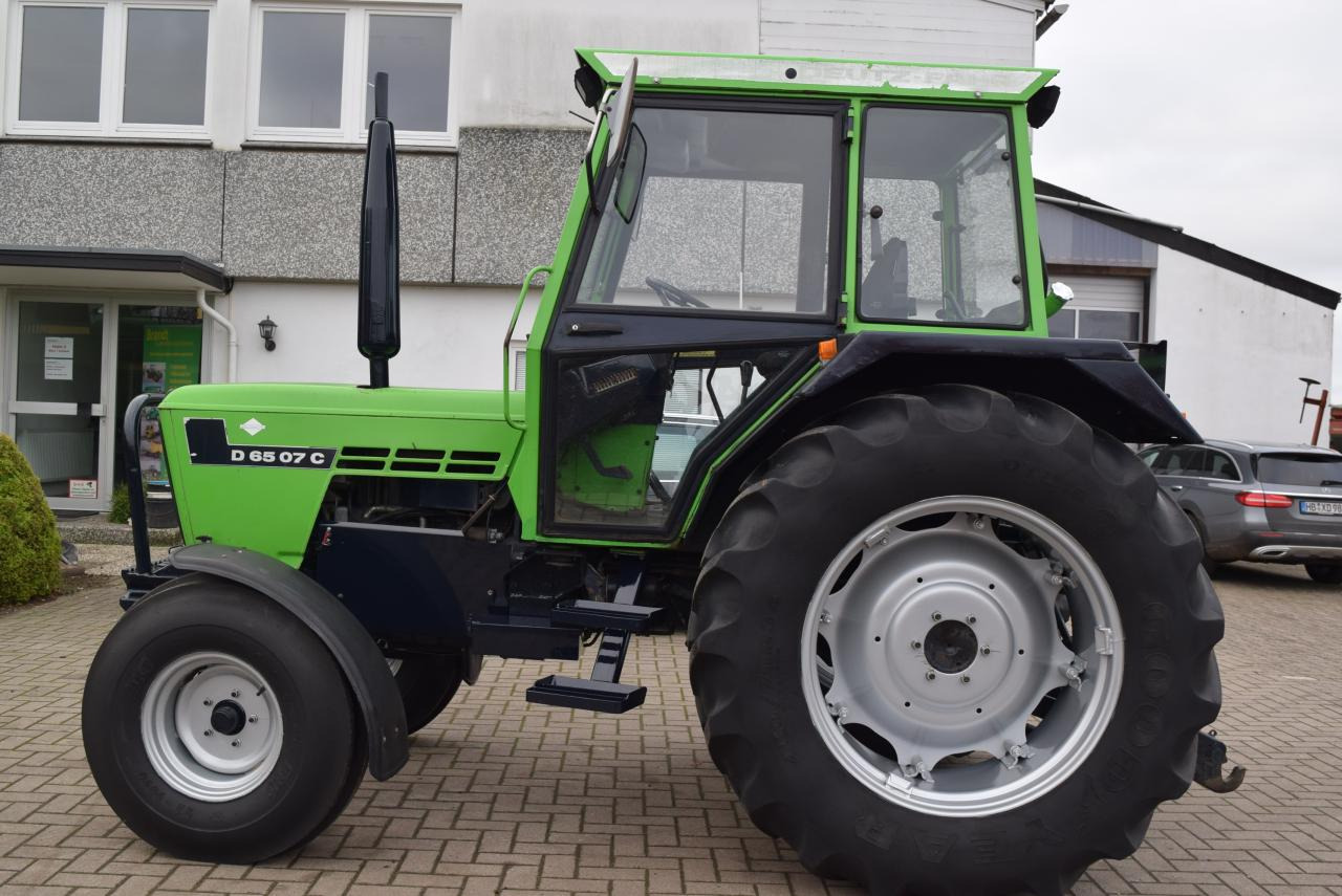 Deutz-Fahr D6507C - Tracteur agricole: photos 1 Deutz-Fahr D6507C - Tracteur agricole: photos 1